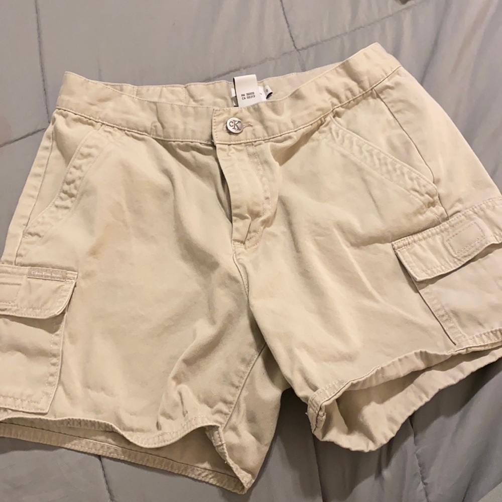 Calvin Klein khakis shorts